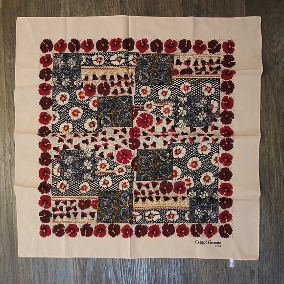 Vintage Odile St Germain Paris Made in France Scarf. - Picture 11 of 15